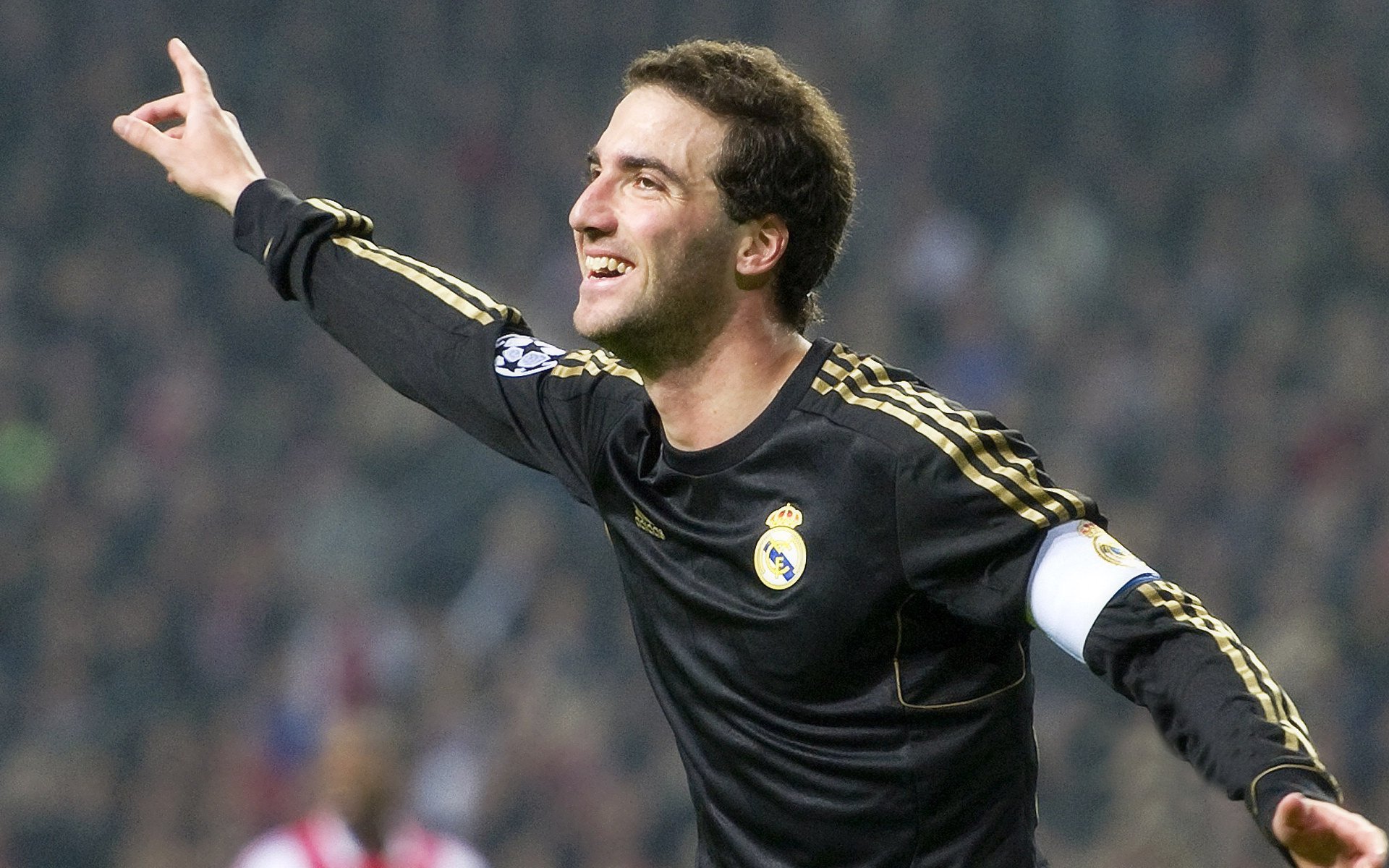 法比尼奥爆发,一粒进球如何点燃拉齐奥的狂胜火焰?